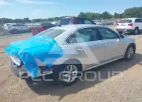 2017 Volkswagen Passat photo