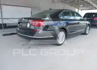 2017 Volkswagen Passat фото