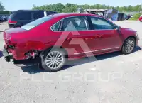 2017 Volkswagen Passat photo