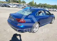 2017 Volkswagen Passat фото