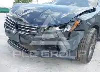 2017 Volkswagen Passat фото