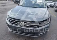 2017 Volkswagen Passat фото