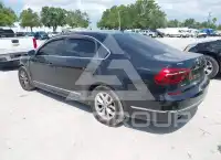 2017 Volkswagen Passat фото