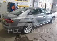 2017 Volkswagen Passat фото