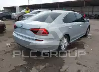 2017 Volkswagen Passat фото
