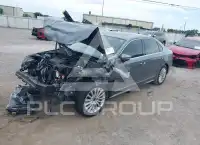 2017 Volkswagen Passat фото