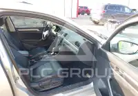 2017 Volkswagen Passat photo