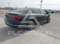 2017 Volkswagen Passat фото