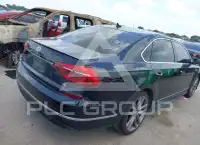 2017 Volkswagen Passat фото