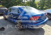 2017 Volkswagen Passat photo