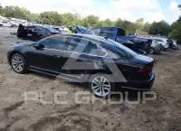 2017 Volkswagen Passat photo