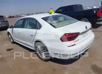 2017 Volkswagen Passat фото