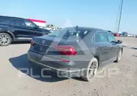 2017 Volkswagen Passat фото