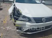 2017 Volkswagen Passat фото