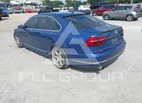 2017 Volkswagen Passat photo