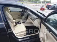 2017 Volkswagen Passat photo