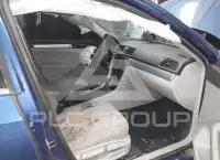 2017 Volkswagen Passat фото