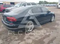 2017 Volkswagen Passat фото