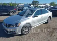 2017 Volkswagen Passat фото