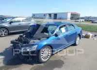 2017 Volkswagen Passat photo