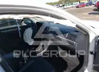 2017 Volkswagen Passat photo