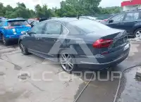 2017 Volkswagen Passat photo