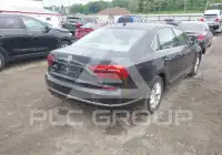 2017 Volkswagen Passat фото
