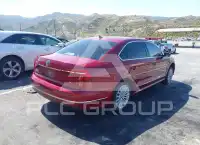 2017 Volkswagen Passat photo