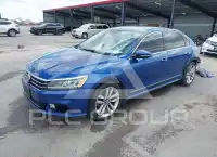 2017 Volkswagen Passat фото