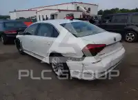 2017 Volkswagen Passat photo