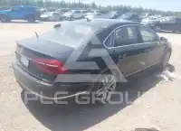 2017 Volkswagen Passat фото