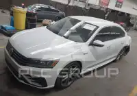 2017 Volkswagen Passat фото