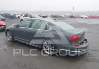 2017 Volkswagen Passat фото