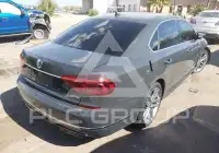 2017 Volkswagen Passat фото