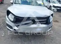 2017 Volkswagen Tiguan photo