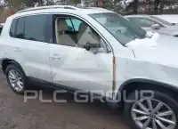 2017 Volkswagen Tiguan фото