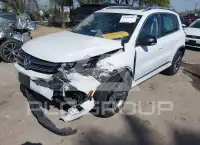 2017 Volkswagen Tiguan фото