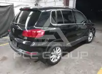 2017 Volkswagen Tiguan photo