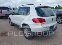 2017 Volkswagen Tiguan photo