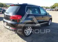 2017 Volkswagen Tiguan photo