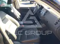 2017 Volkswagen Tiguan photo
