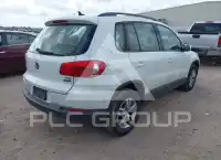 2017 Volkswagen Tiguan photo