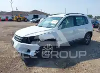 2017 Volkswagen Tiguan фото