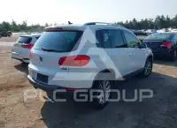 2017 Volkswagen Tiguan photo