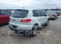 2017 Volkswagen Tiguan фото