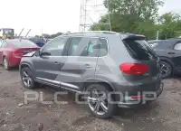 2017 Volkswagen Tiguan photo