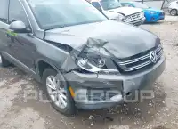 2017 Volkswagen Tiguan фото