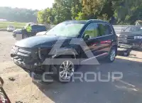 2017 Volkswagen Tiguan фото