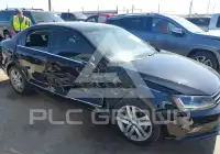 2017 Volkswagen Jetta фото