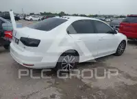 2017 Volkswagen Jetta photo